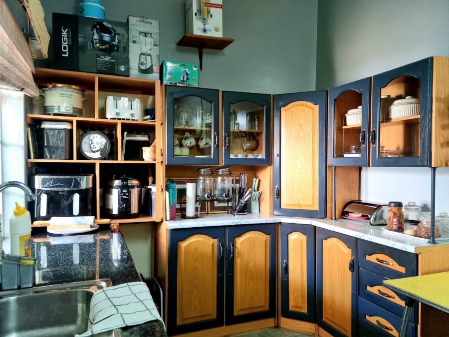 3 Bedroom Property for Sale in De Beers Northern Cape